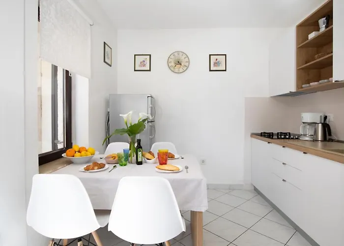 House Ingrid Апартаменты *