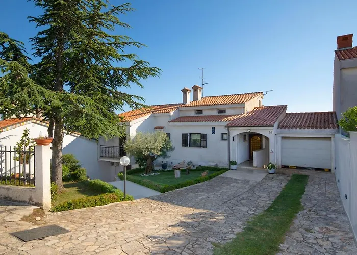 House Ingrid Апартаменты *